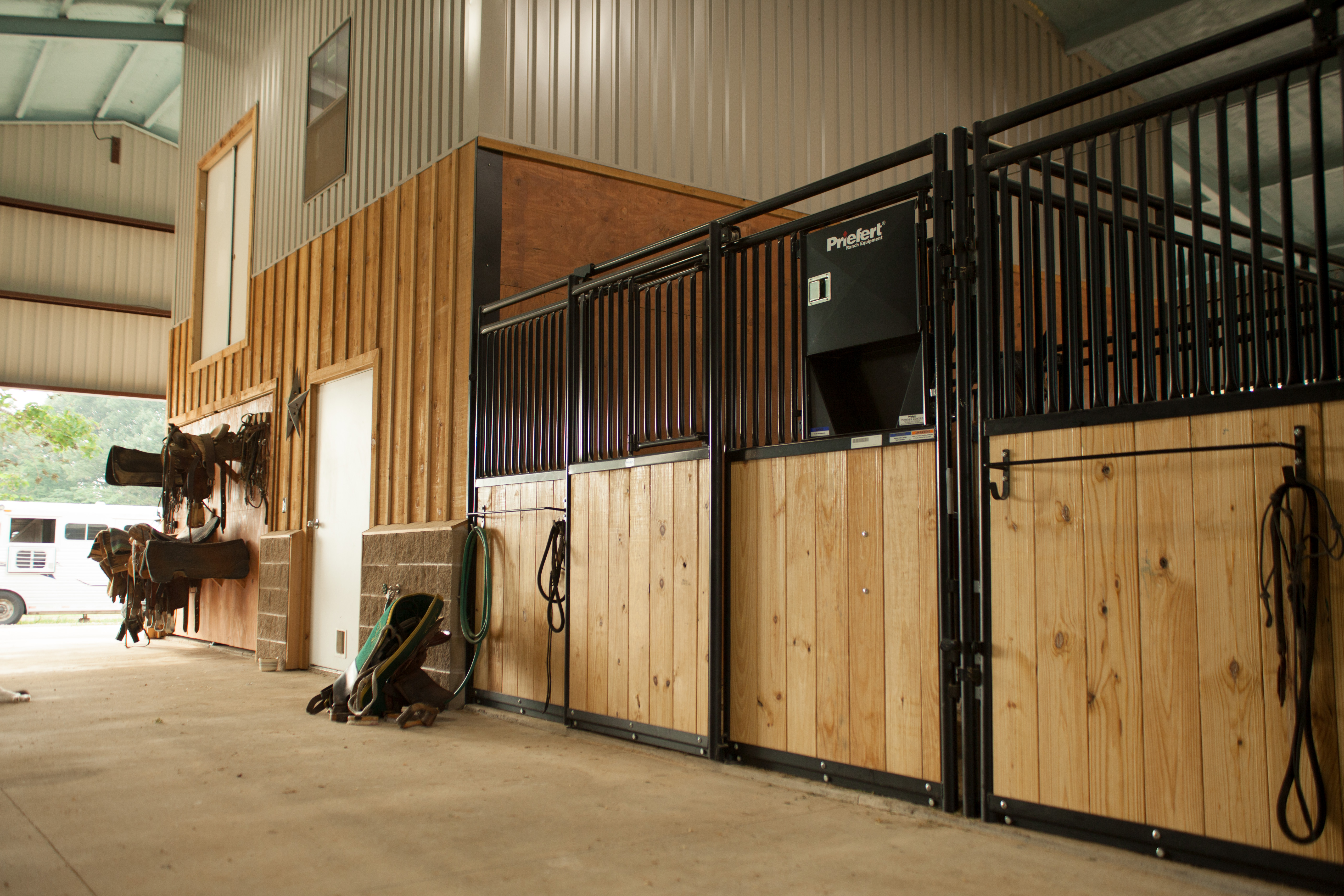HSF HorseStalls Bynum 17.jpg